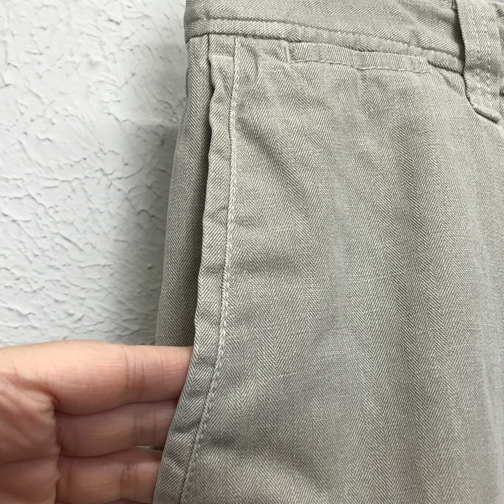 Tommy Bahama Shorts Mens 36 (35x10) Beige Chino Silk/Cotton Blend Flat Front - Picture 2 of 10